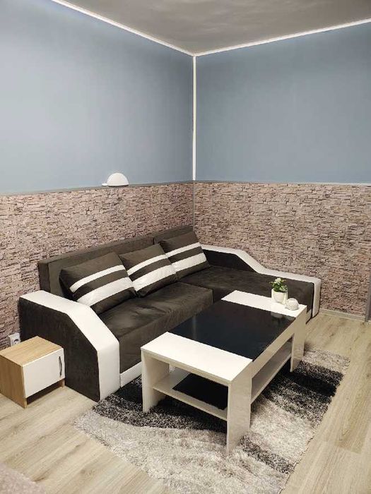 Дава се под наем Едностаен апартамент в София, Люлин 8 - 29 кв.м за 65000 € - Снимка #2