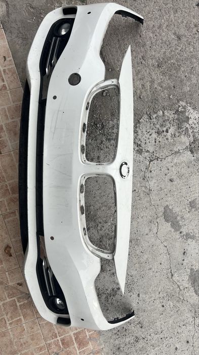 Предна броня за BMW f30