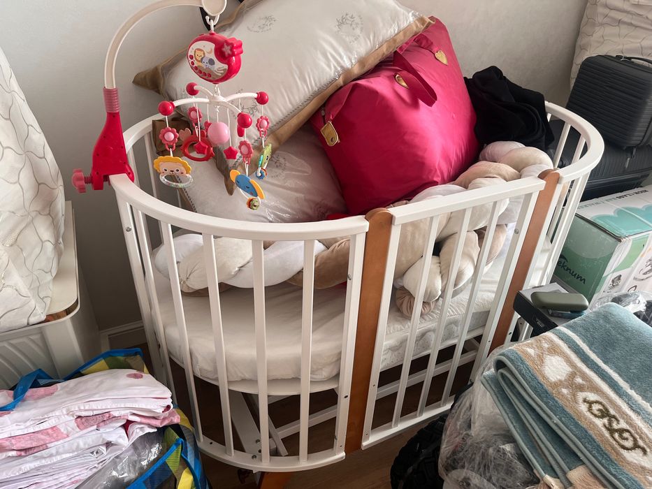 Продается манеж кровать  для ребенка