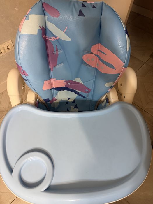 Детский столик для кормления