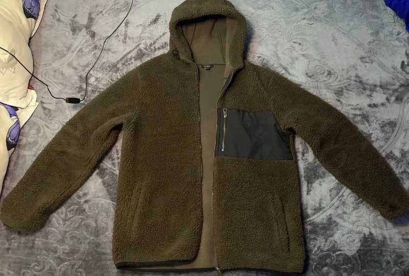 Geaca reversibila cu gluga si fleece sherpa Wolfe