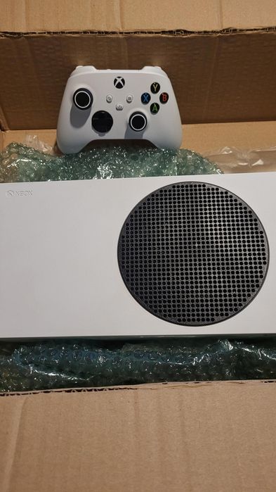 Vând xbox series s