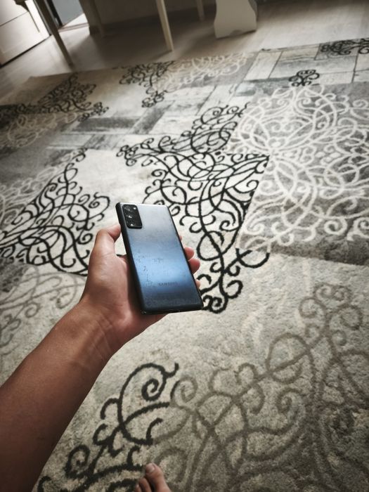 Samsung galaxy s20fe