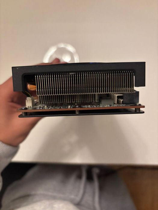 AMD Radeon rx 6700 xt - Conditie buna, testat, overclocked(fara cutie)