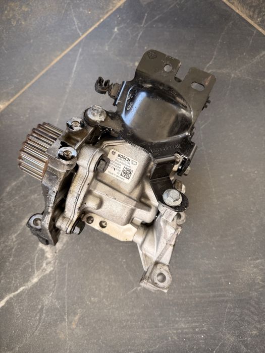 Vand accesorii motor 1,5 dci