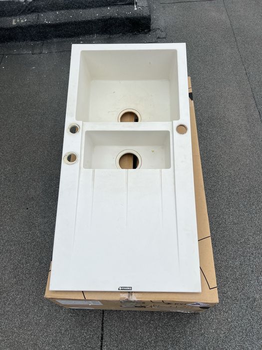 Продавам гранитна мивка PYRAMIS