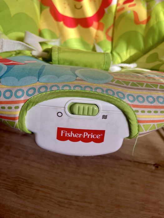 Бебешки шезлонг люлка с вибрация Fisher Price