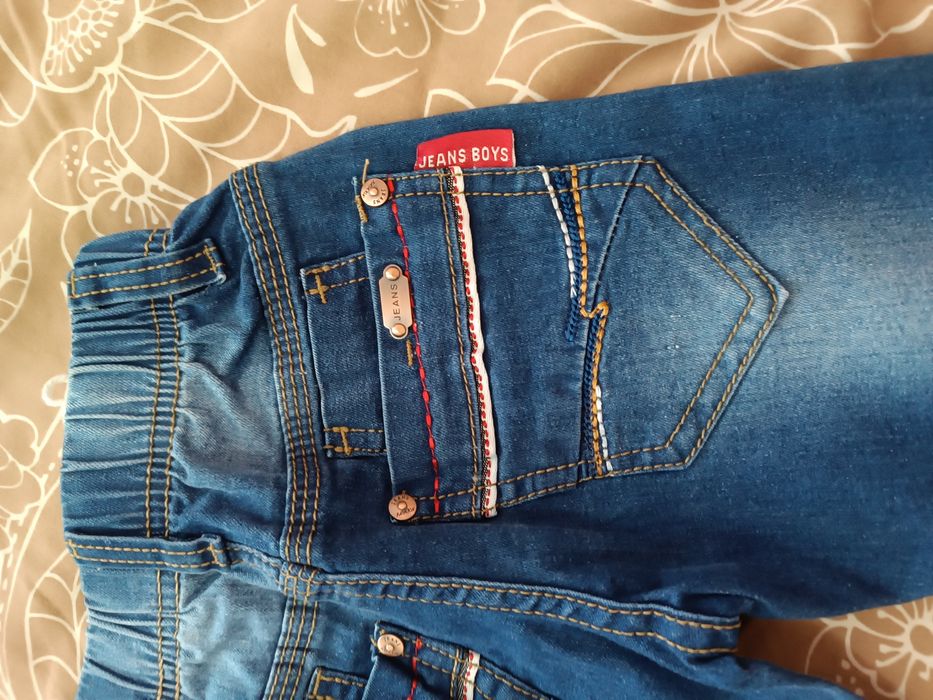 Детски дънки 4г.