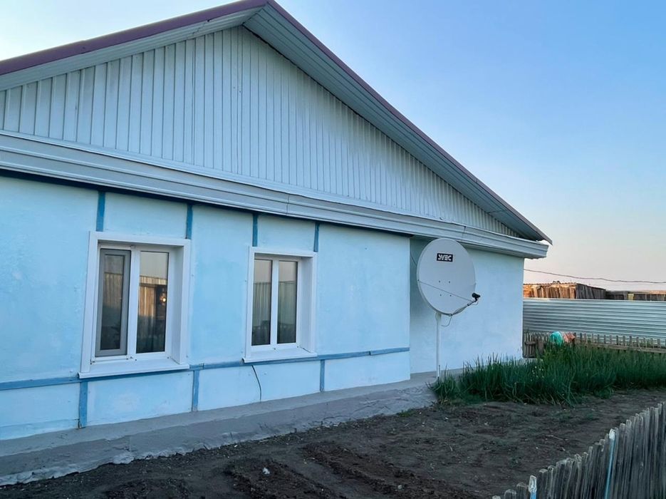 Продам дом п Александровка