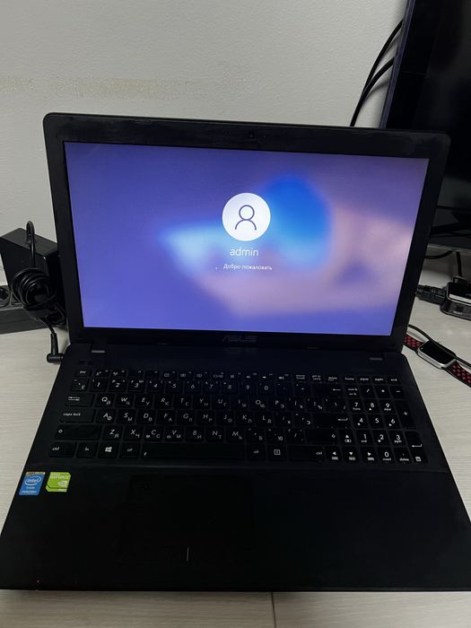 Ноутбук ASUS X552C