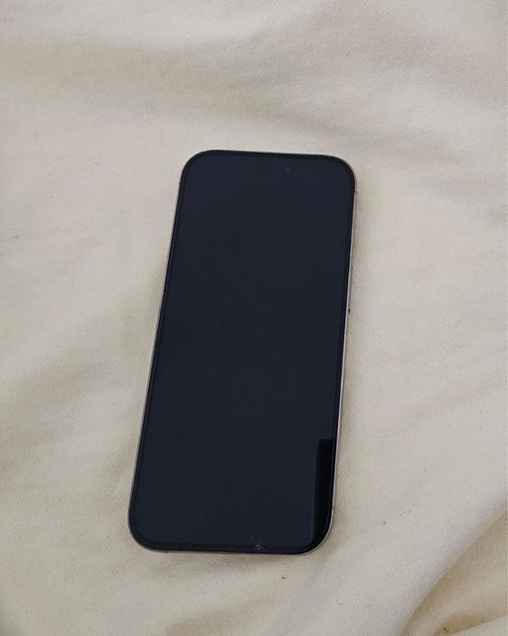 Iphone 16 pro 256 MB