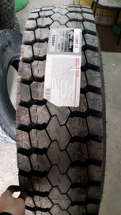 Автошина 11R22.5 18pr  зил камаз ман тигяч Royalblack wanli