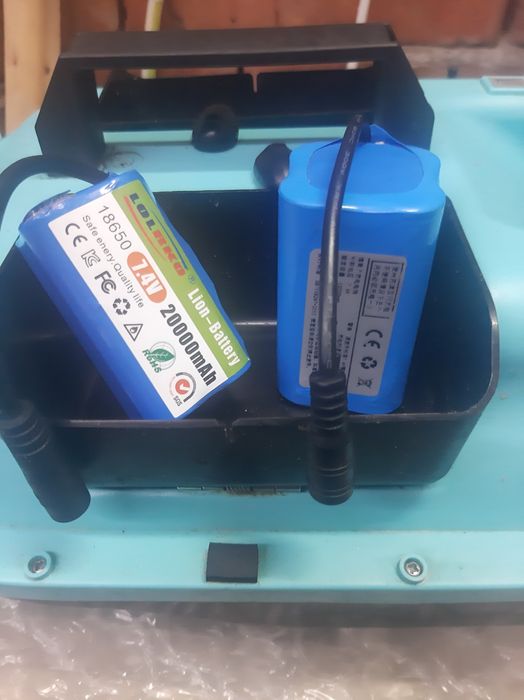 Лодка за захранване