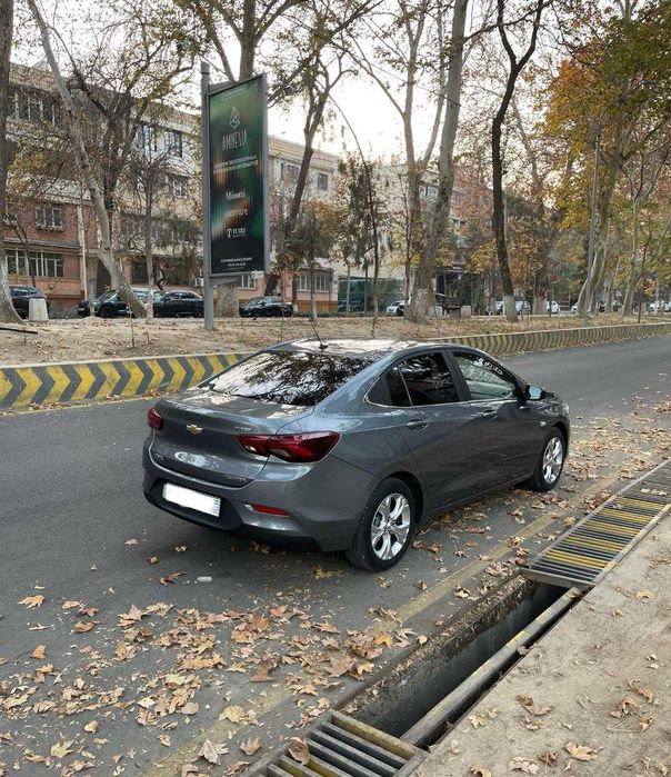 Onix Premier 2 Turbo AT PLUS 2024