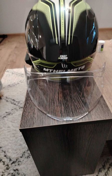 Мотокаска МТ Helmets