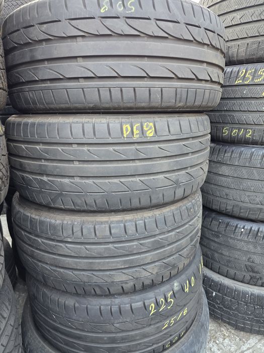 4бр Летни гуми 225 40 18 - Bridgestone