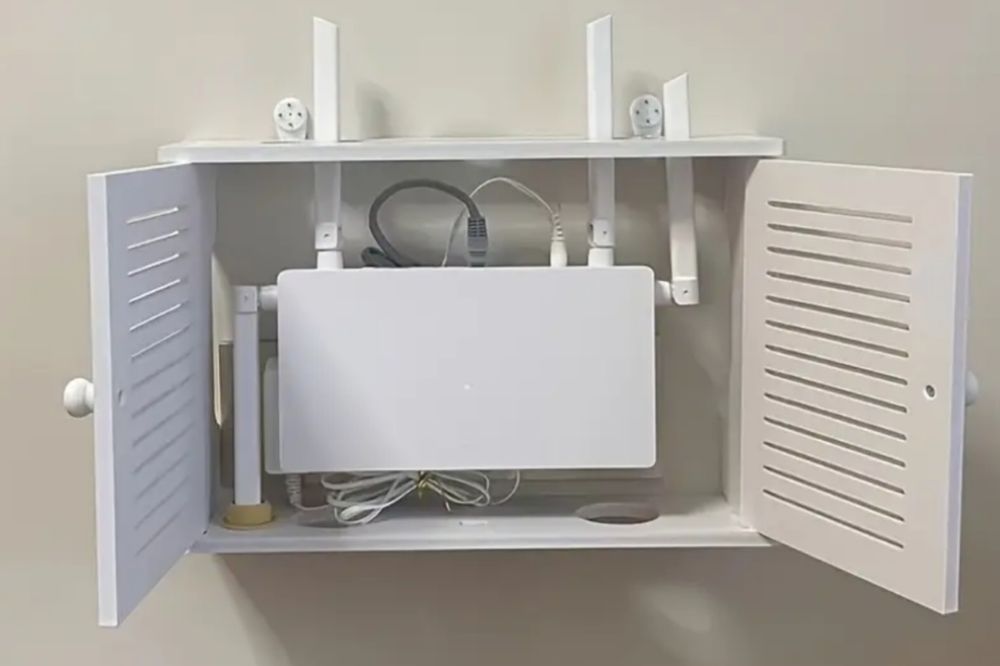 Полка для модема, роутера, приставок и т.п