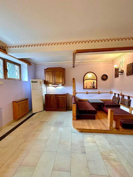 Дом 5.4 сотки на Карасу ул Авайхон Комнат - 8 срочно