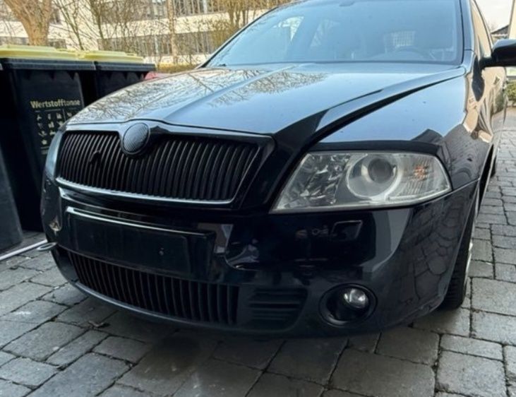 Bara fata Skoda Octavia 2 RS VRS