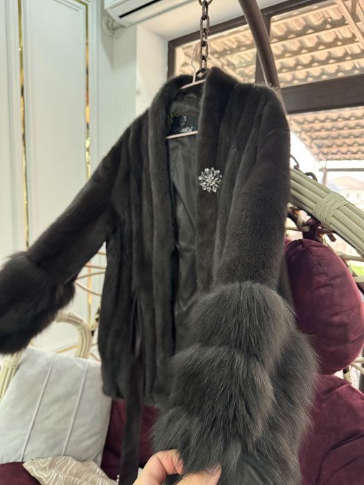 Шуба норковая срочна срочна продаю