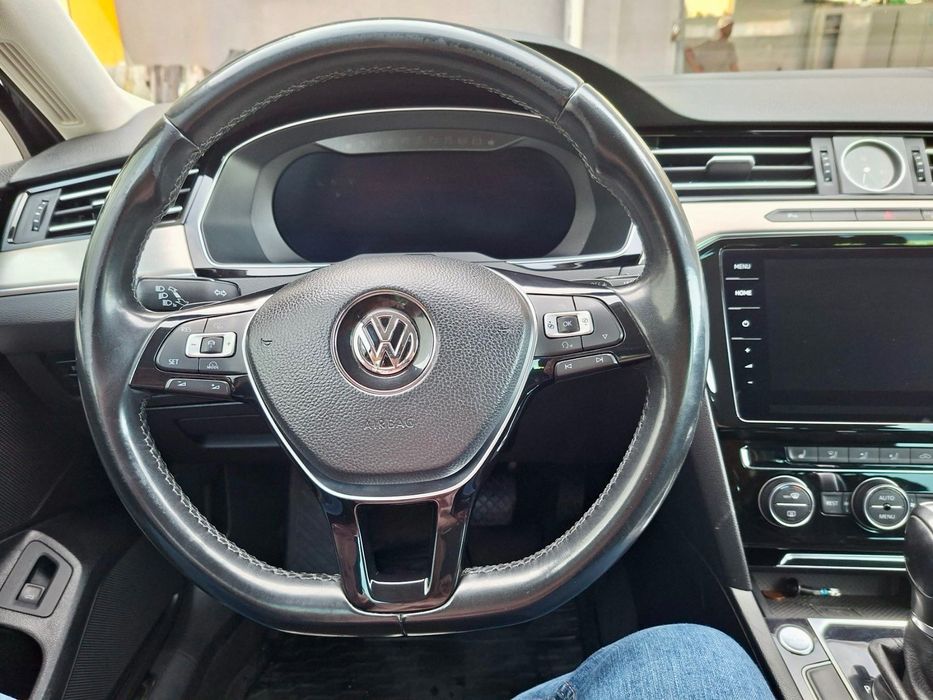 Перфектен Volkswagen Passat B8
