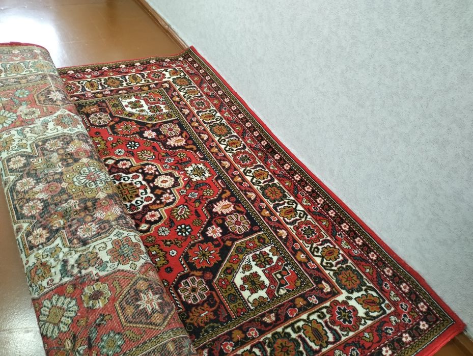 Продам ковер,шторы,покрывало