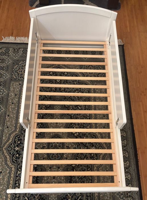 Pat Pinolino „Laura” 0-7 ani + saltea Naturalmat – stare foarte bună