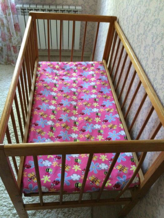 Детская кроватка-манеж