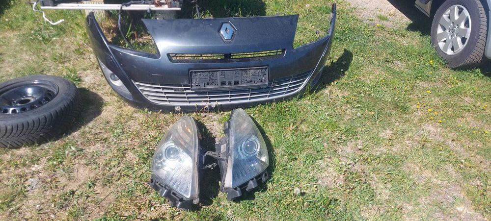 dezmembrez Renault Grand Scenic 1.5 dci/110 cp/an fabricație 2011