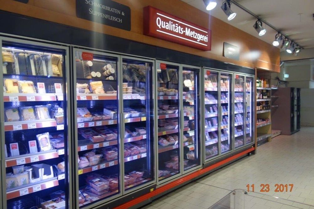 Крайстенна минусова и плюсова витрина