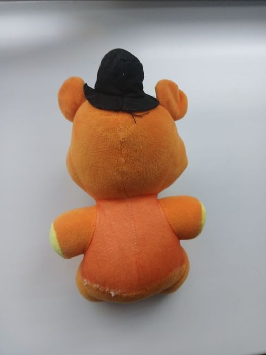 Продам плюшевую игрушку мишки