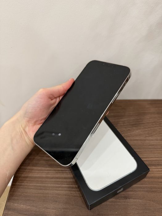Продаю iPhone 13 Pro Max, 256 GB