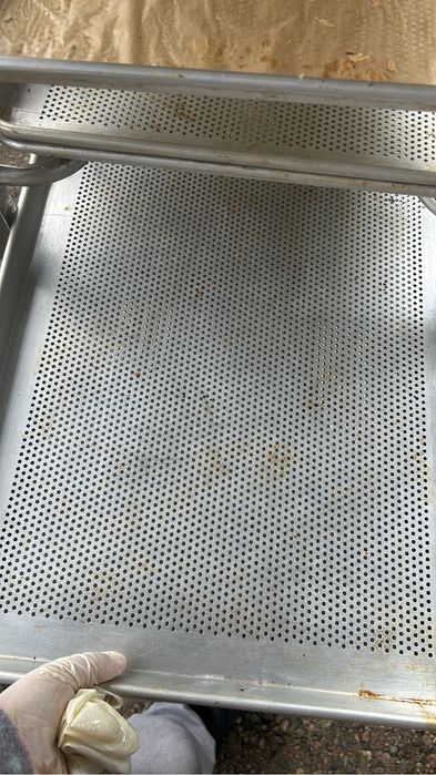 Тестомес, тестораскаточная машина, столы нерж