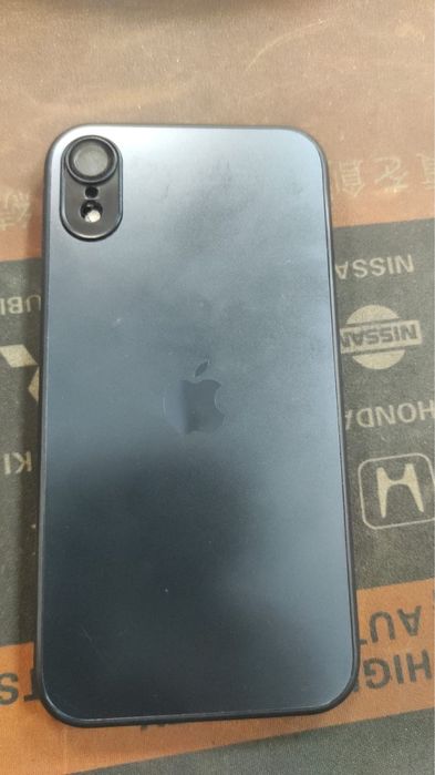 Продам айфон хр 64 гб
