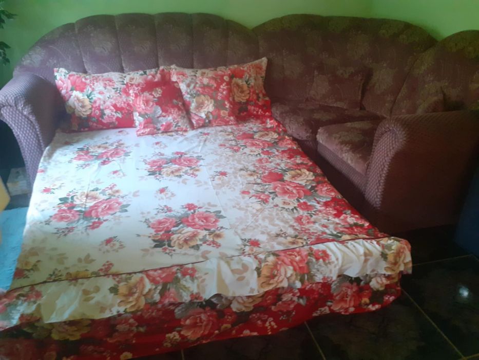 Coltar extensibil cu lada de depozitare