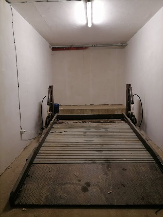 Дава се под наем Гараж / Паркомясто в София, Овча купел 2 - 35 кв.м за 102 € - Снимка #3