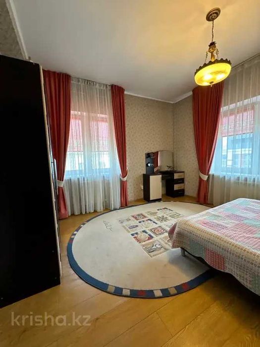 Продам дом в коттеджном городке Алатау+