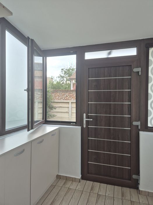 Vând apartament cu 2 camere central
