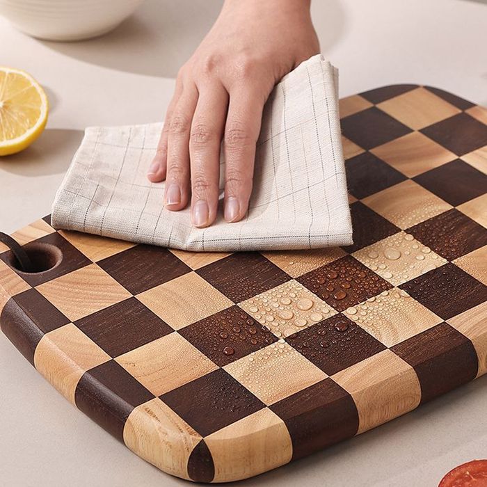 Разделочная доскa из ореха