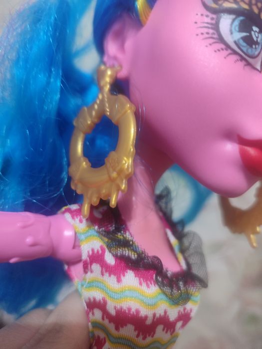 Гуллиона монстр хай