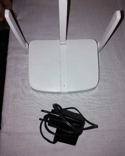 Чисто НОВ Рутер Mercusys 300Mbps