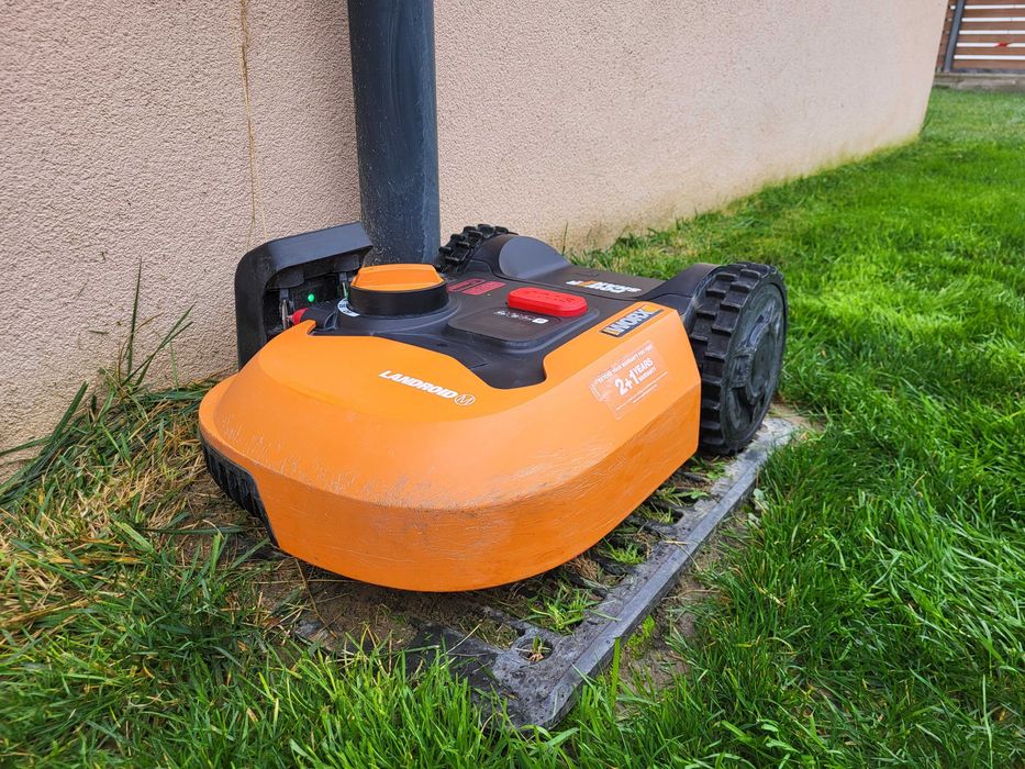 Косачка робот WORX смарт WIFI с ГАРАНЦИЯ и комплект нова жица