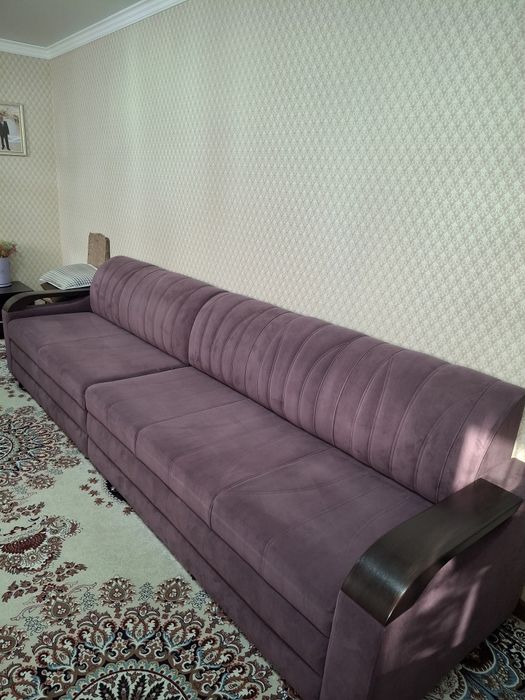 Продам диван 3,70
