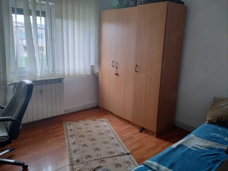 Vand Apartament 2 camere