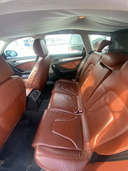 Dezmembrez Audi A4B8 a4b8