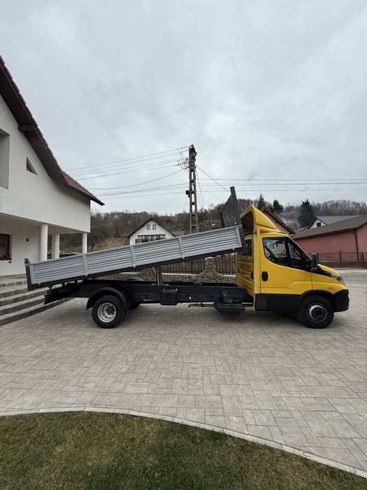Iveco Daily 72c18 “2019”Basculabil pe 3 părți si cu 2 cilindri