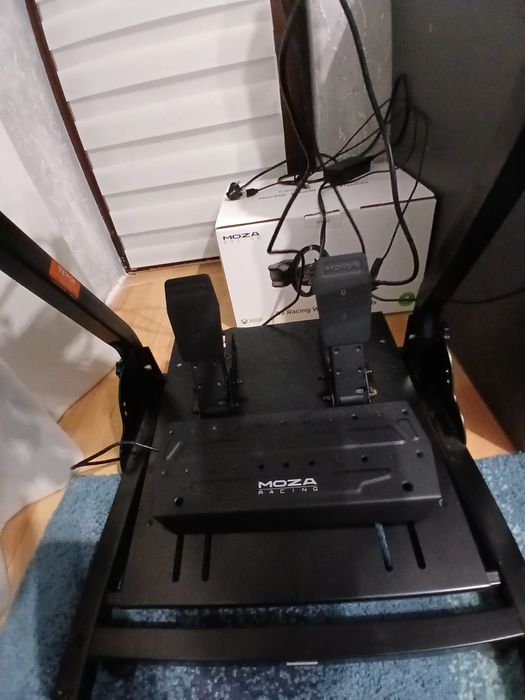 Moza r3 Xbox  th8s