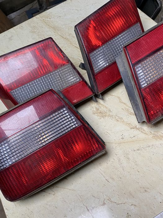 Stopuri spate Lancia Dedra 96’-set 4 bucăți originale,stare foarte bun