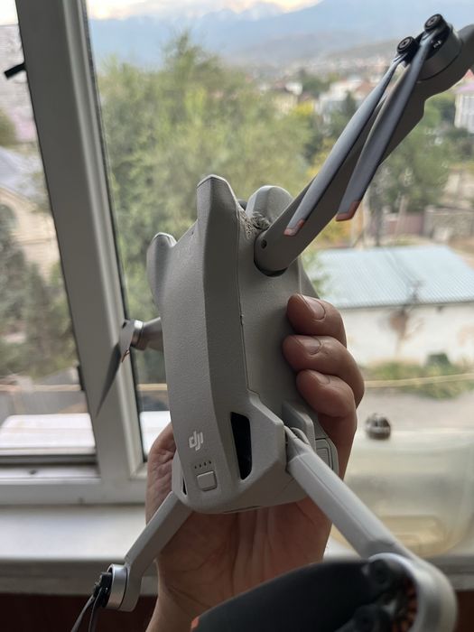 Dji mini 3 дрон с пультом