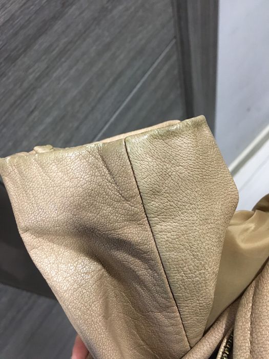 Кожаная куртка NafNaf